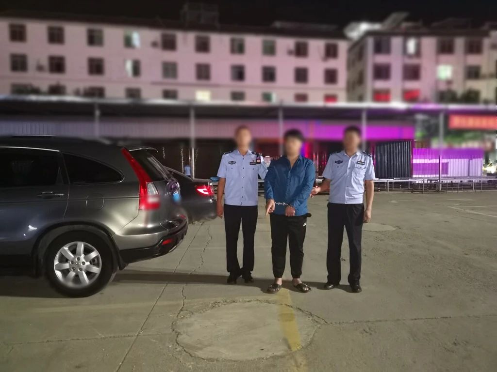 挽回經(jīng)濟(jì)損失7700元！麗江警方速破“拉車(chē)門(mén)”盜竊案